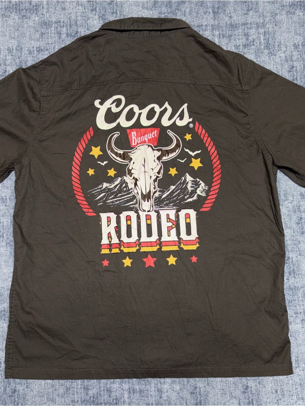 Coors Banquet Rodeo Shirt Mens M Gray Button Up Western Bull Skull Beer